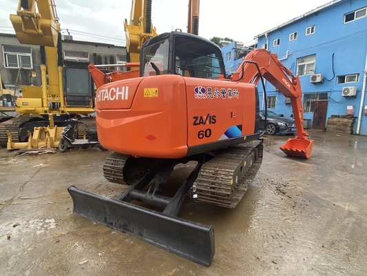 6 تن اصلی ژاپن استفاده شده Hitachi ZX60 Excavator Crawler با قدرت موتور 40.5KW و ظرفیت سطل 0.22m3