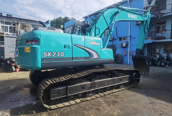 ۲۱ تن اصلی ژاپنی استفاده شده Kobelco SK210-8 Excavator Crawler با قدرت موتور ۱۱۴ کیلو وات و ظرفیت سطل ۱ m3