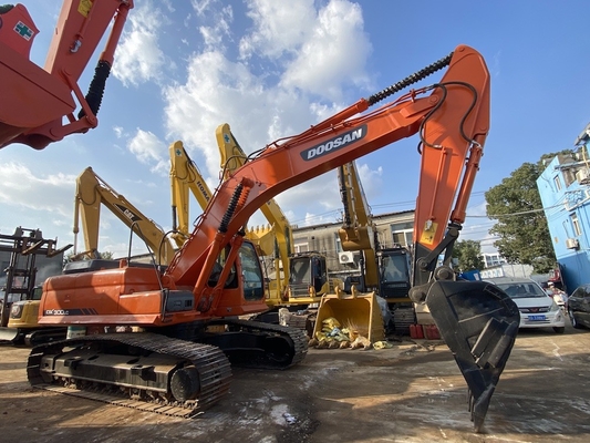 30 تن اصلی استفاده شده Doosan DX300 Excavator Crawler با ظرفیت سطل 1.27 m3