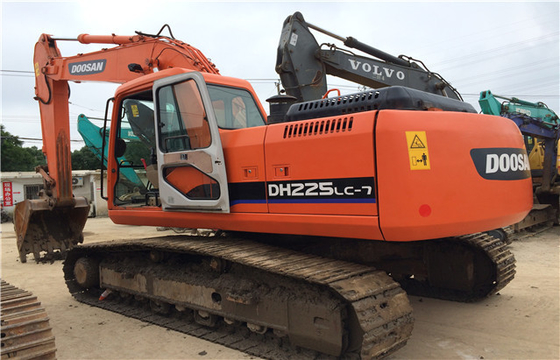 22 تن اصلی استفاده شده Doosan DH225 Excavator Crawler با ظرفیت 0.39-1.49 m3 سطل