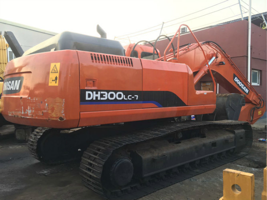 30 تن اصلی استفاده شده Doosan DH300LC-7 Excavator Crawler با ظرفیت سطل 1.27 m3