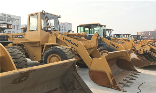 3-5 تن بارگذاری چرخ Liugong ZL30E استفاده شده 1.53.0m3 بارگذاری سطل